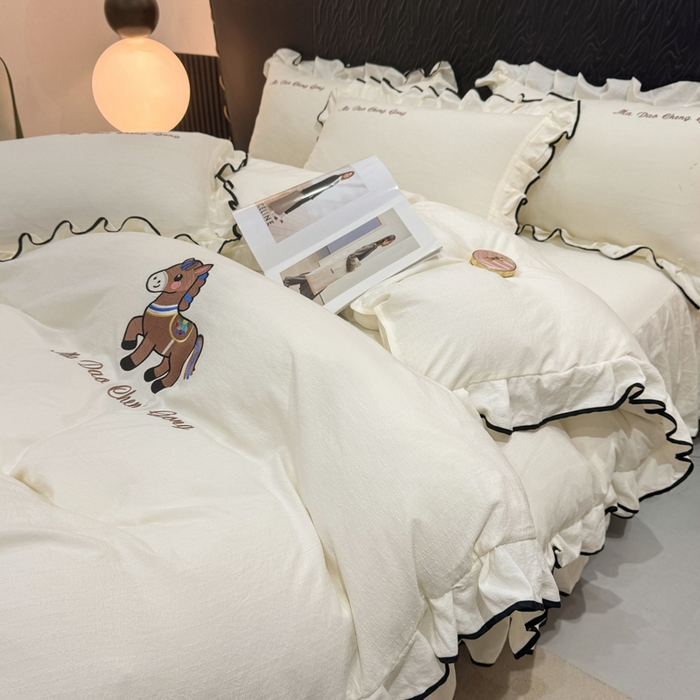 艺玲家纺 2026新款提花色织麻刺绣花边四件套 马到成功-米白