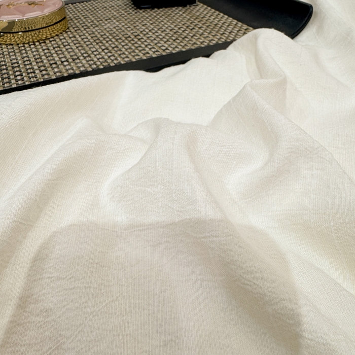 91家纺网 家纺一手货源 找家纺 艺玲家纺 2026新款提花色织麻刺绣花边四件套 马到成功-米白