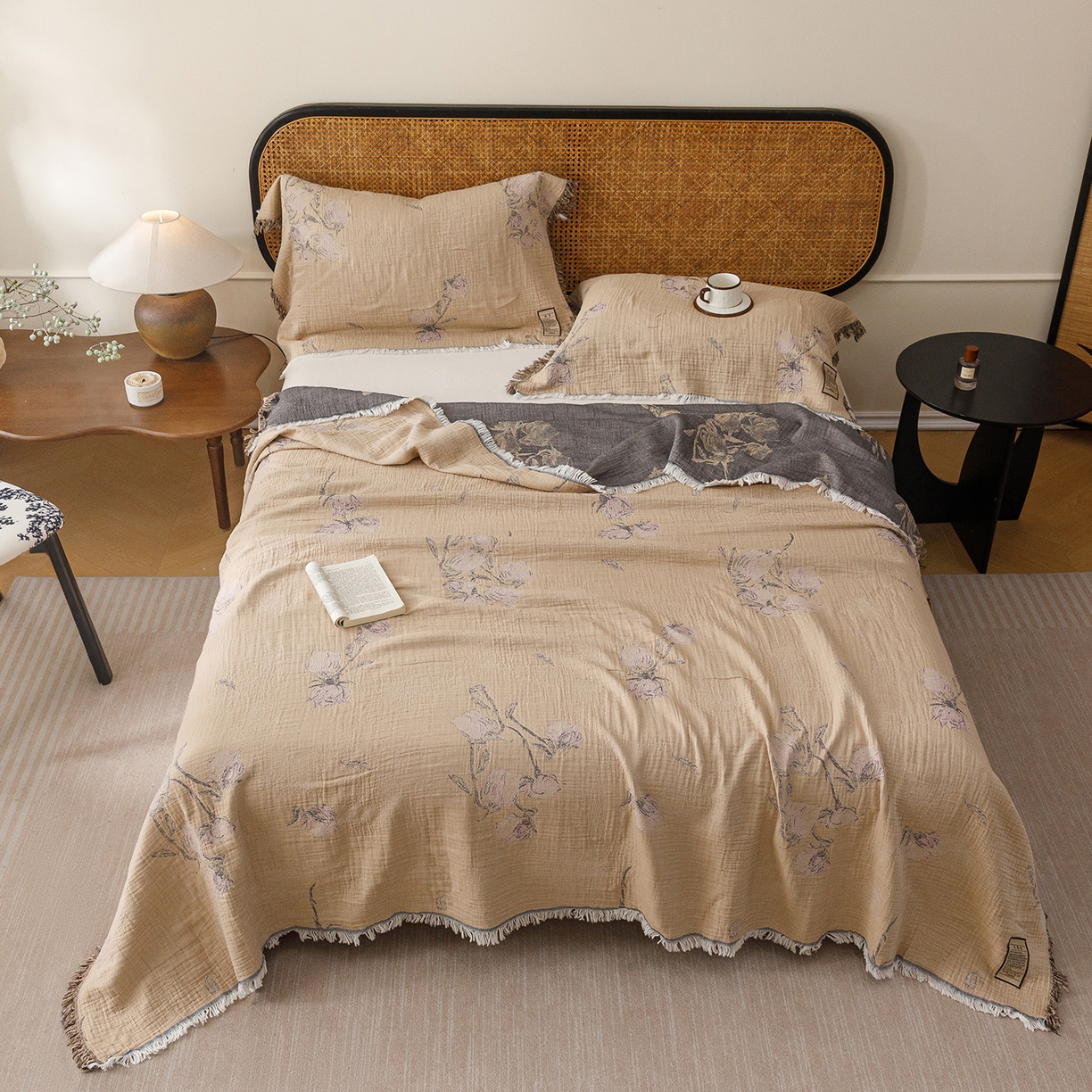 91家纺网 家纺一手货源 找家纺 朴尔家纺-毛巾被 2026新款全棉60s精细纱流苏花边四层纱布毛巾被 花饰