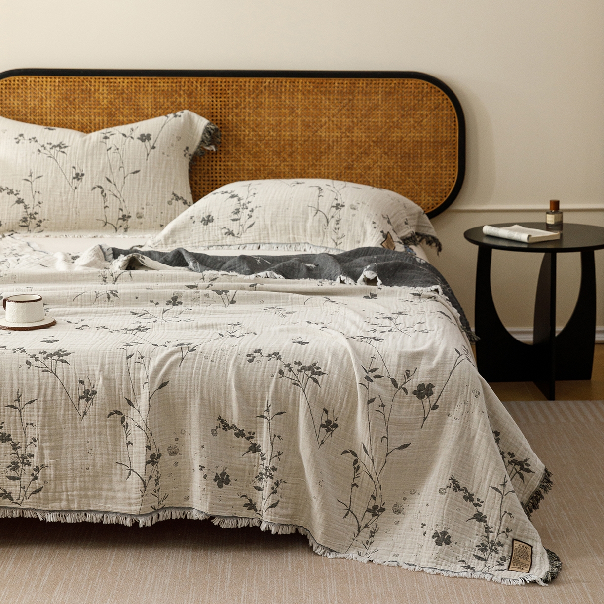 91家纺网 家纺一手货源 找家纺 朴尔家纺-毛巾被 2026新款全棉60s精细纱流苏花边四层纱布毛巾被 兰草情