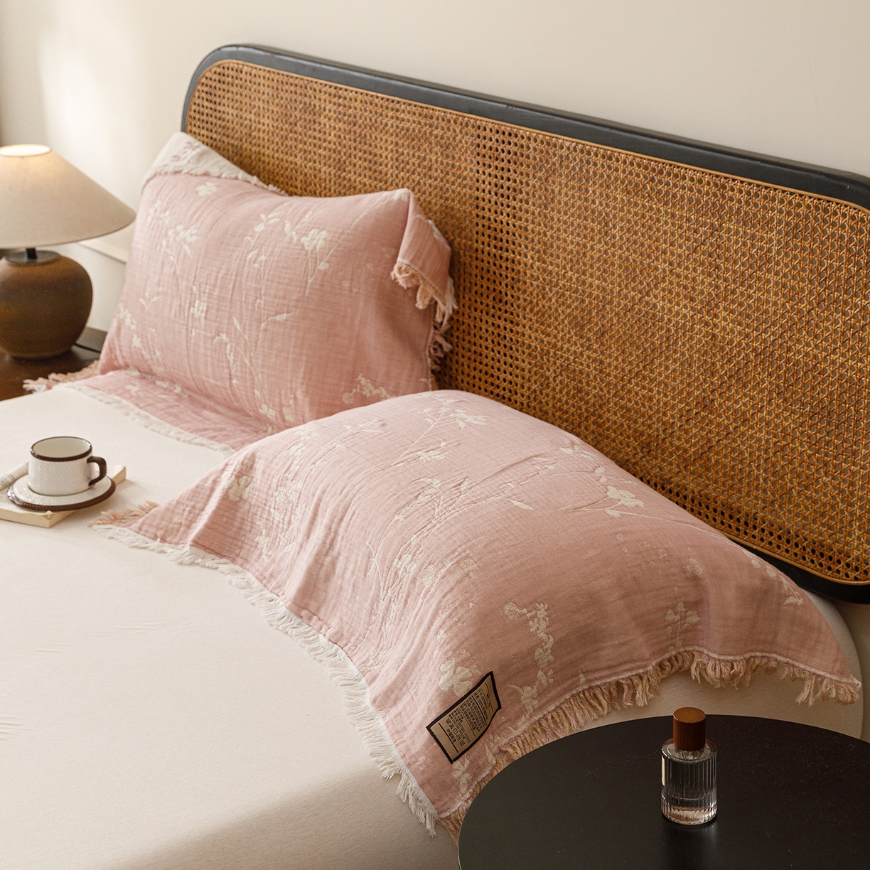 91家纺网 家纺一手货源 找家纺 朴尔家纺-毛巾被 2026新款全棉60s精细纱流苏花边四层纱布毛巾被 樱花恋