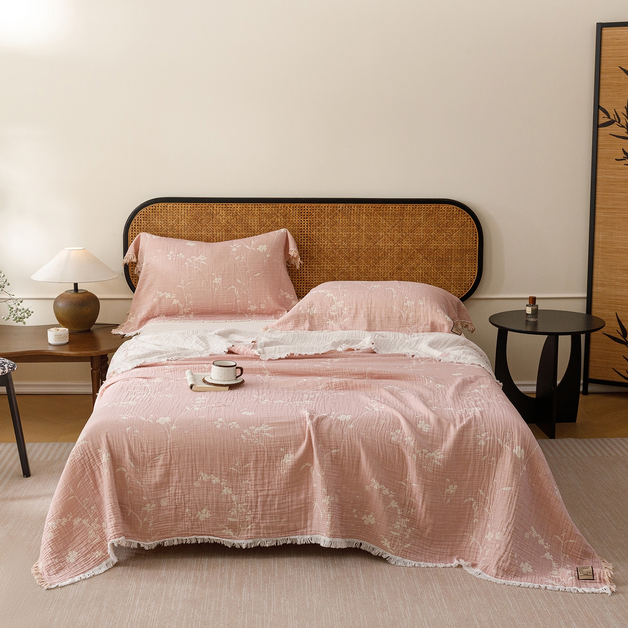 91家纺网 家纺一手货源 找家纺 朴尔家纺-毛巾被 2026新款全棉60s精细纱流苏花边四层纱布毛巾被 樱花恋