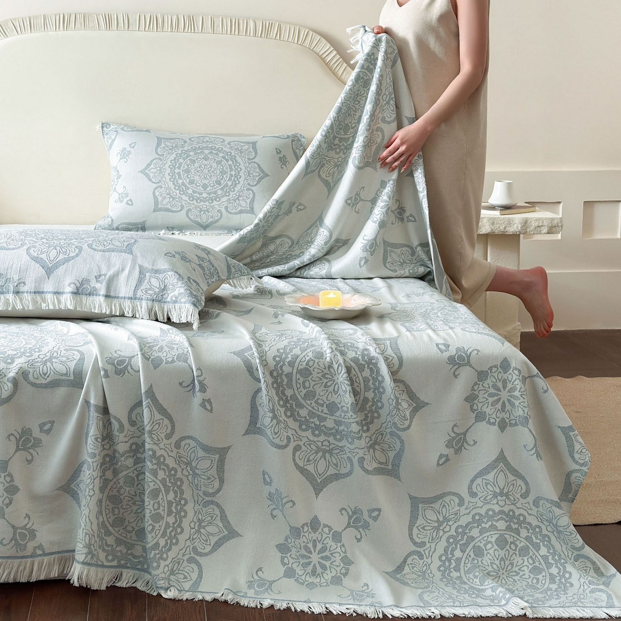 91家纺网 家纺一手货源 找家纺 （总）朴尔家纺-毛巾被 2026新款长绒棉100s贡缎丝光棉纯棉流苏纱布毛巾被三件套