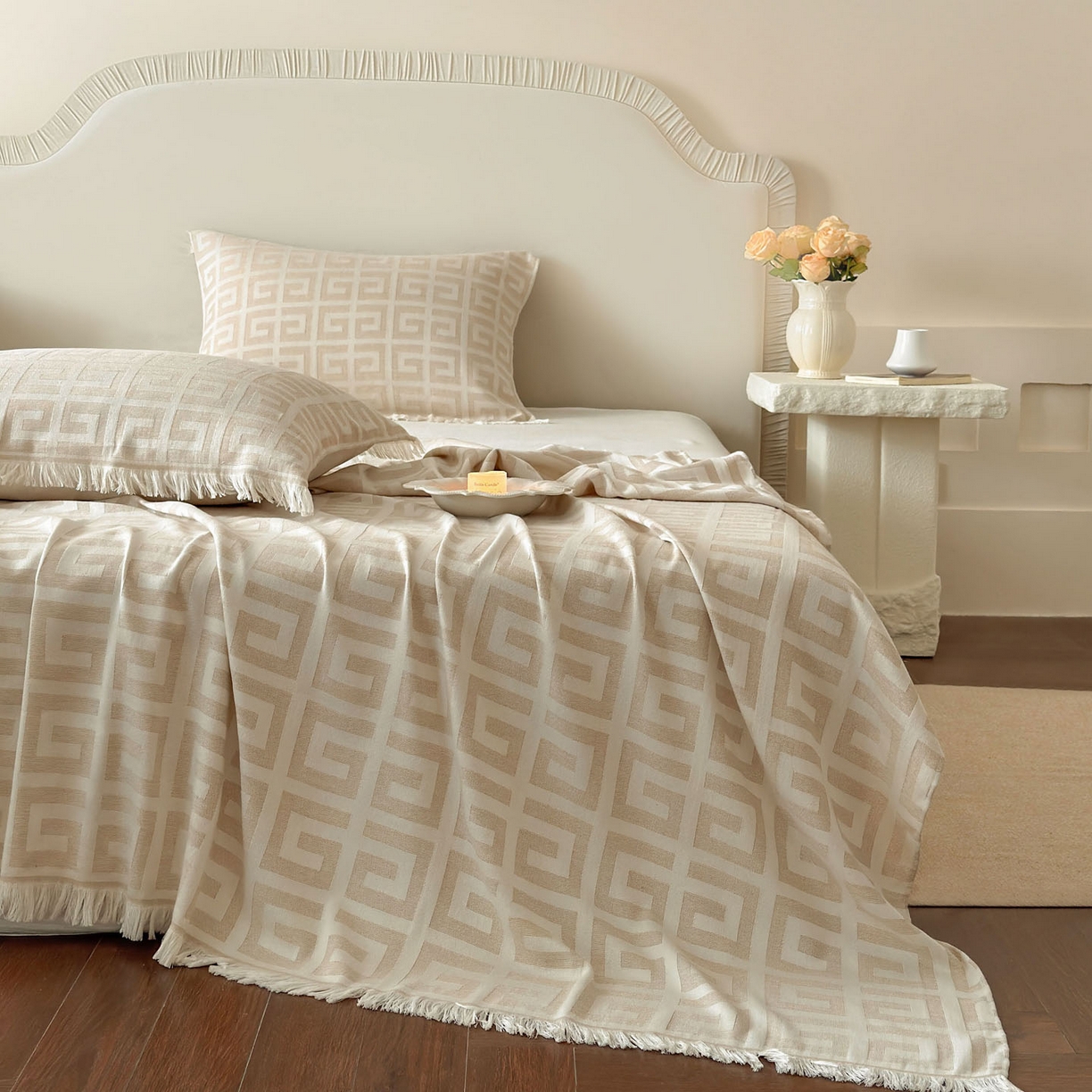 91家纺网 家纺一手货源 找家纺 朴尔家纺-毛巾被 2026新款长绒棉100s贡缎丝光棉纯棉流苏纱布毛巾被三件套 巴宝方格-驼