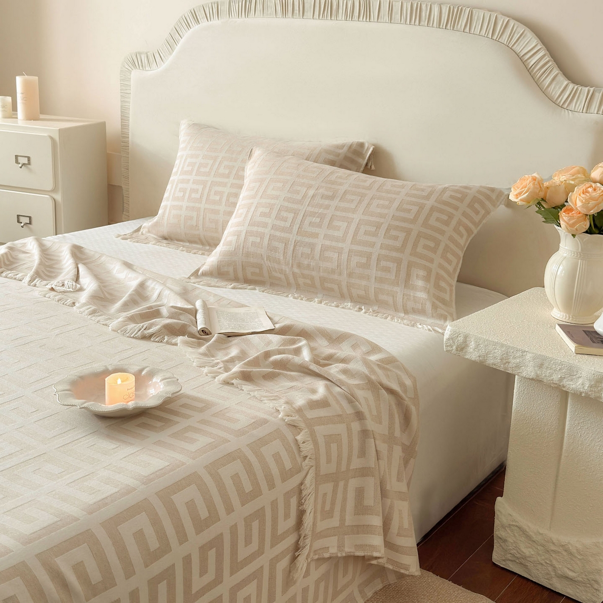 91家纺网 家纺一手货源 找家纺 朴尔家纺-毛巾被 2026新款长绒棉100s贡缎丝光棉纯棉流苏纱布毛巾被三件套 巴宝方格-驼