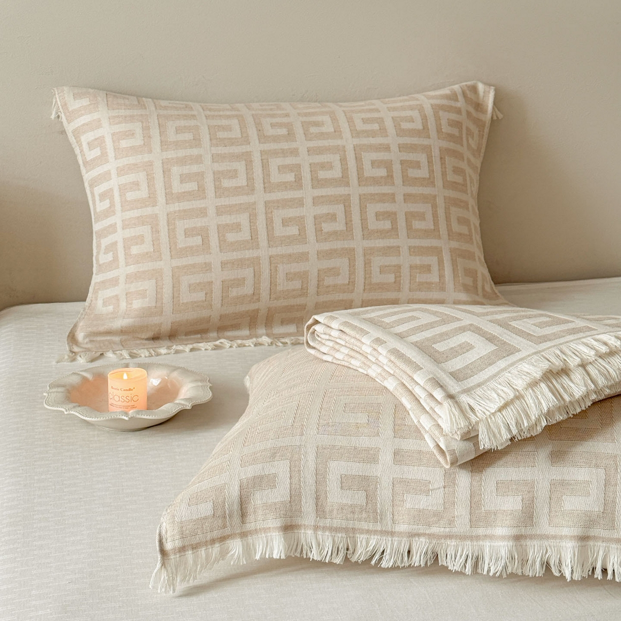 91家纺网 家纺一手货源 找家纺 朴尔家纺-毛巾被 2026新款长绒棉100s贡缎丝光棉纯棉流苏纱布毛巾被三件套 巴宝方格-驼