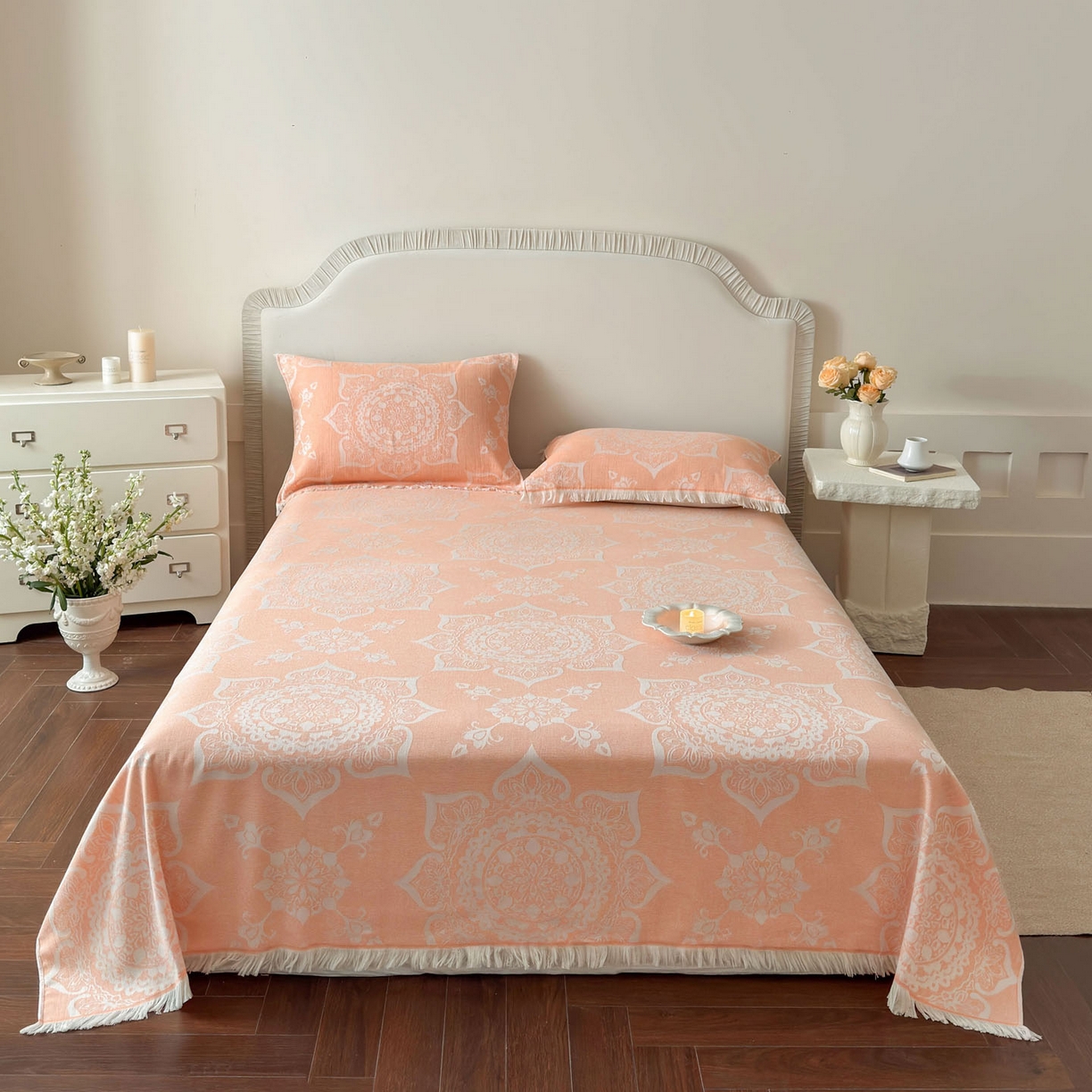 91家纺网 家纺一手货源 找家纺 朴尔家纺-毛巾被 2026新款长绒棉100s贡缎丝光棉纯棉流苏纱布毛巾被三件套 优雅欧纹-橙粉