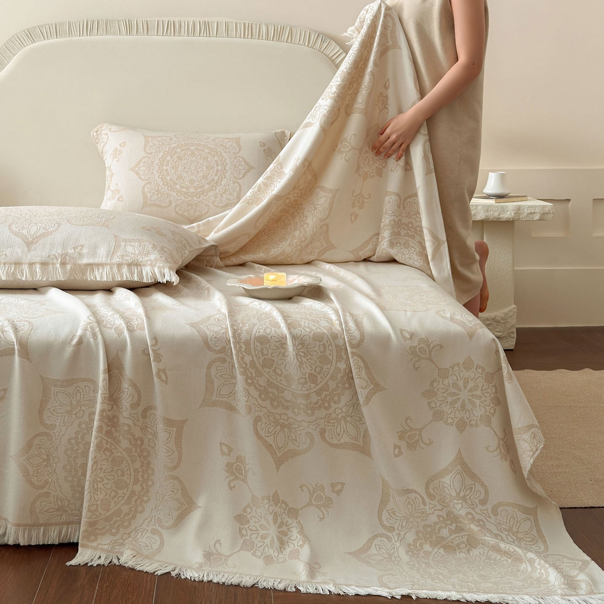 朴尔家纺-毛巾被 2026新款长绒棉100s贡缎丝光棉纯棉流苏纱布毛巾被三件套 优雅欧纹-驼