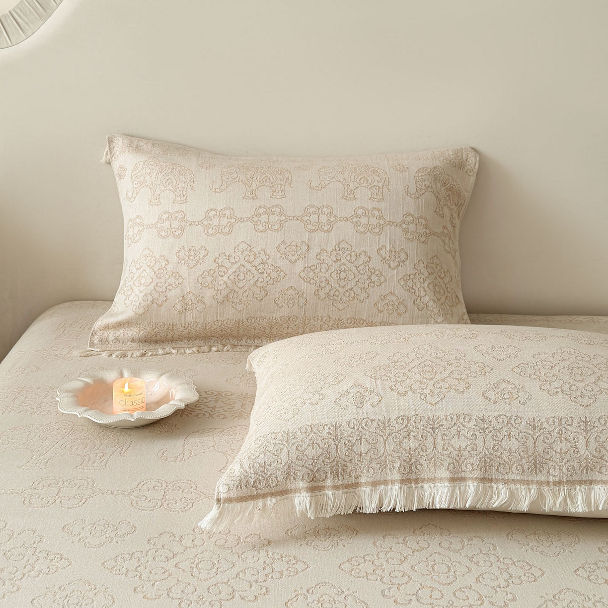 91家纺网 家纺一手货源 找家纺 朴尔家纺-毛巾被 2026新款长绒棉100s贡缎丝光棉纯棉流苏纱布枕巾 皇室吉象-驼