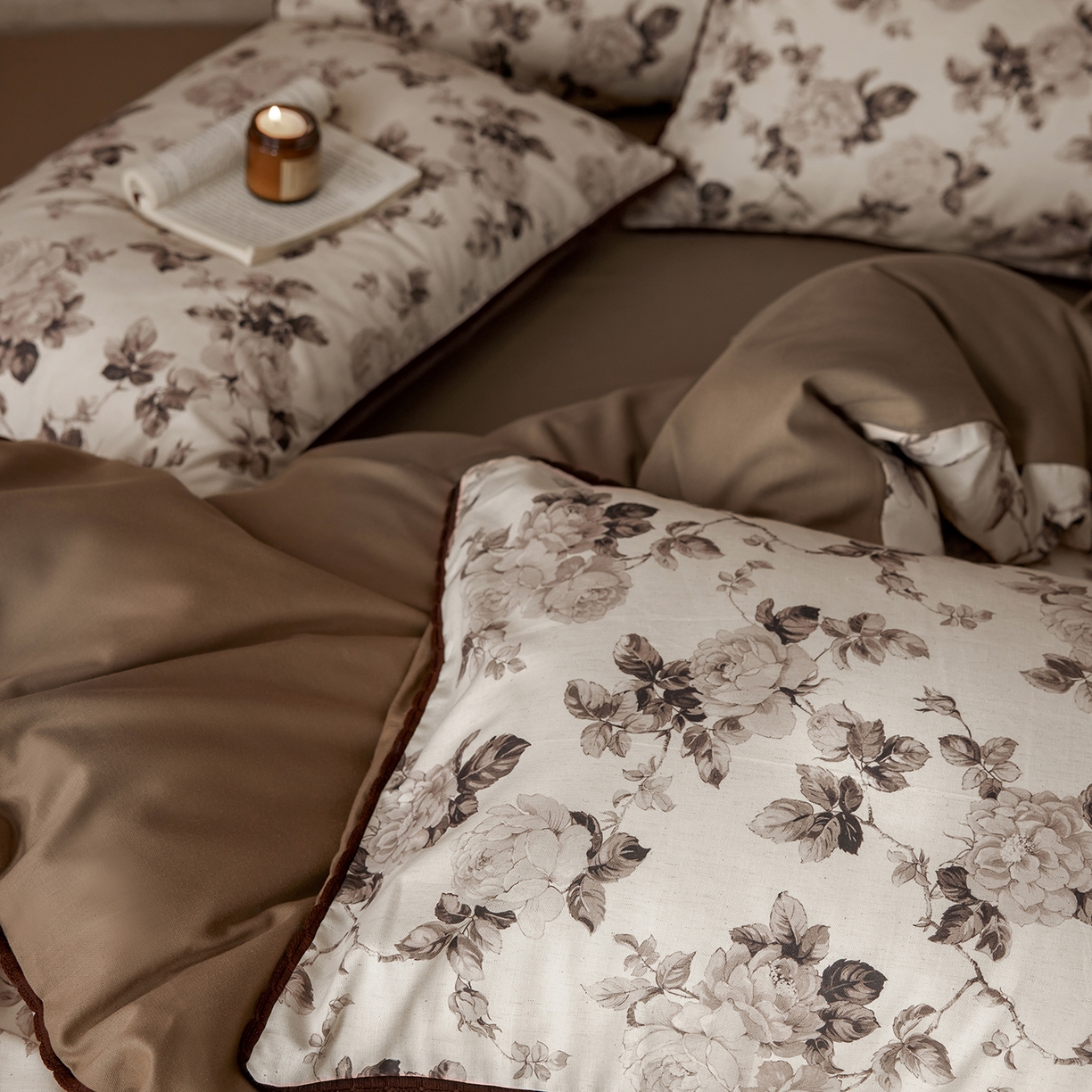 91家纺网 家纺一手货源 找家纺 （总）蓝邻家纺 2026年新款全棉纯棉棉麻法式复古田园风工艺款四件套系列-场景二