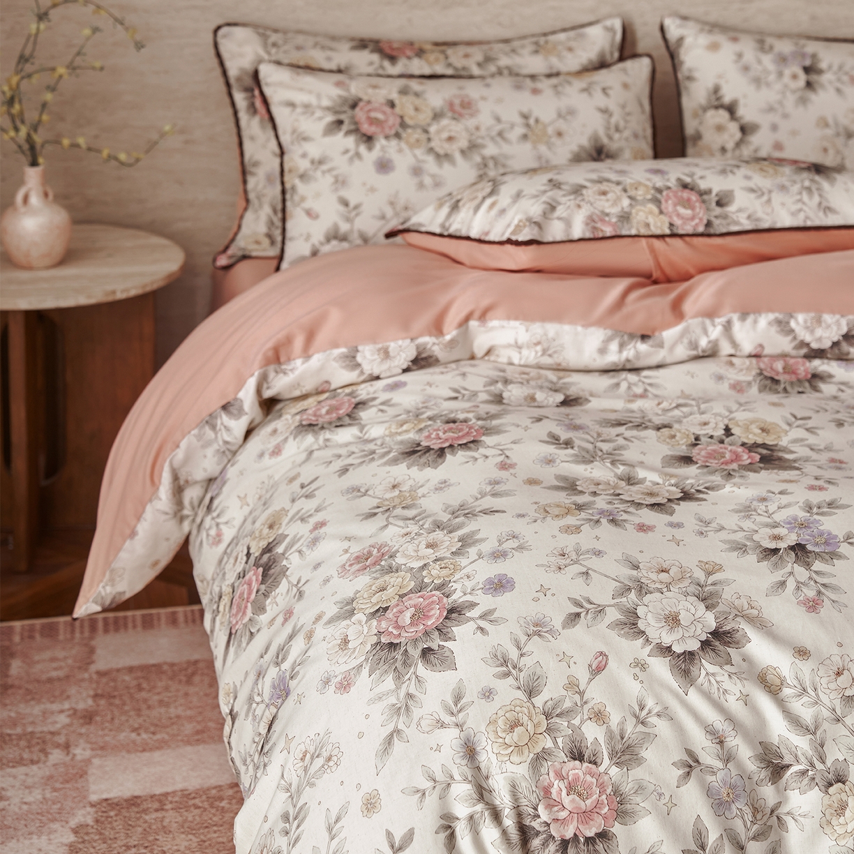 91家纺网 家纺一手货源 找家纺 （总）蓝邻家纺 2026年新款全棉纯棉棉麻法式复古田园风工艺款四件套系列-场景二