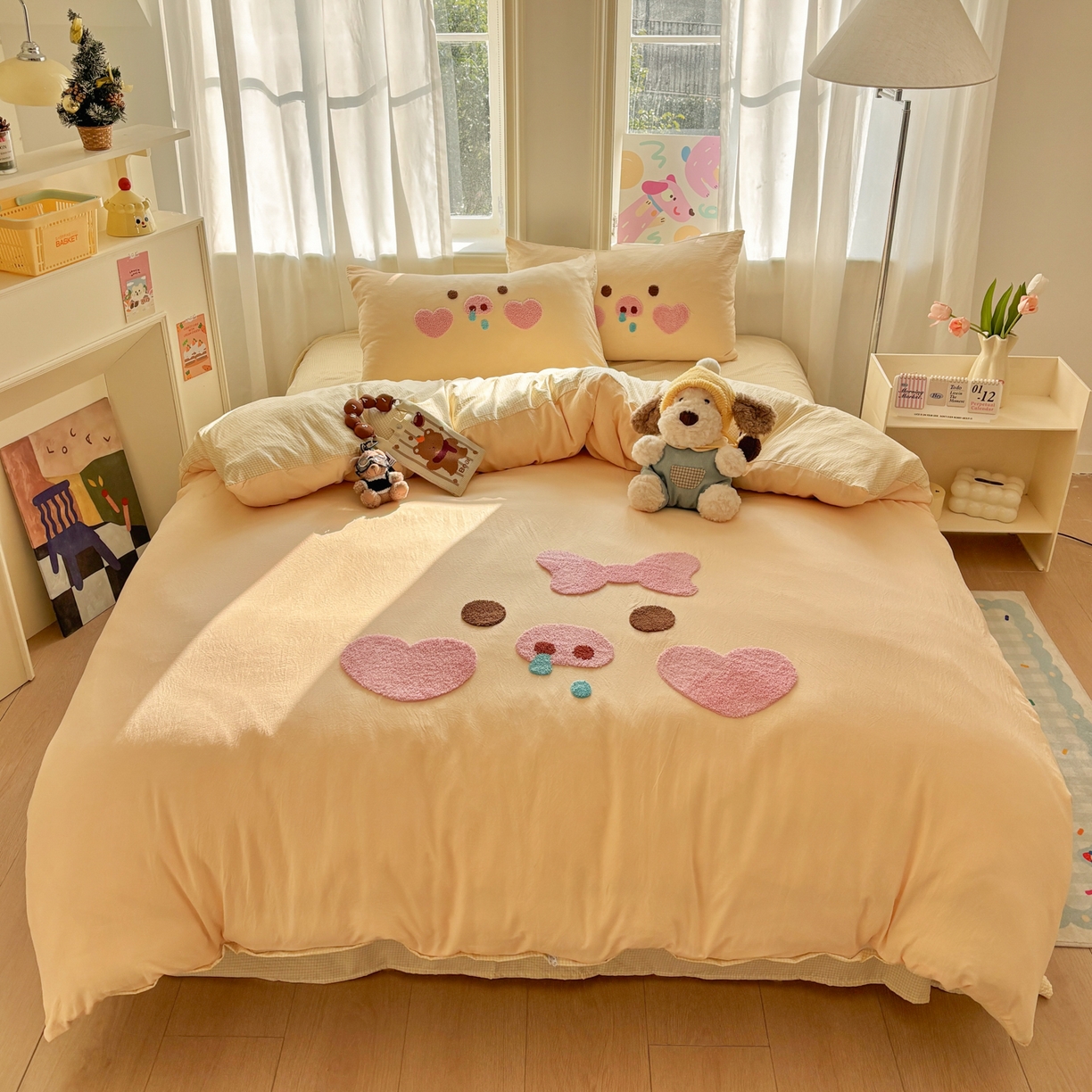 91家纺网 家纺一手货源 找家纺 色鬼布艺高端家居主号 2026新款古法毛巾绣四件套 爱心猪猪-黄