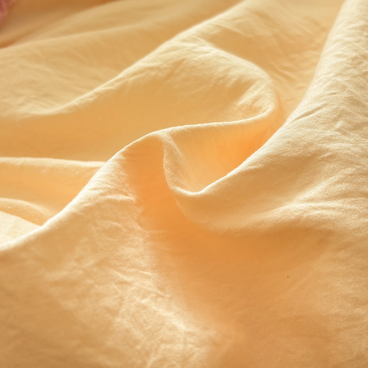 91家纺网 家纺一手货源 找家纺 色鬼布艺高端家居主号 2026新款古法毛巾绣四件套 爱心猪猪-黄