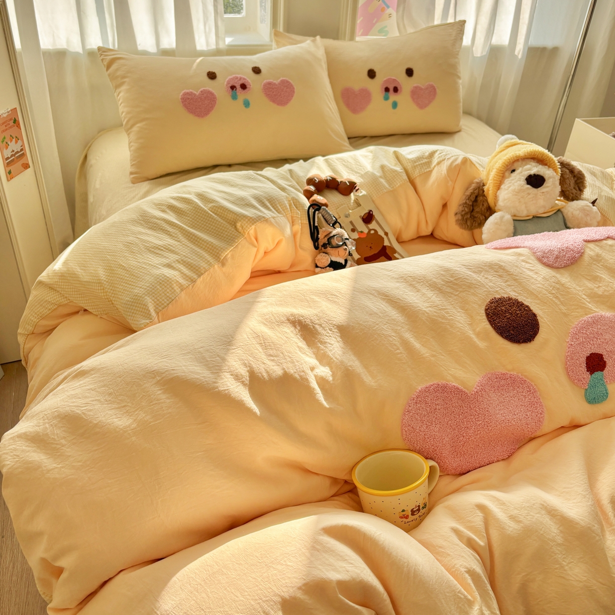 91家纺网 家纺一手货源 找家纺 色鬼布艺高端家居主号 2026新款古法毛巾绣四件套 爱心猪猪-黄