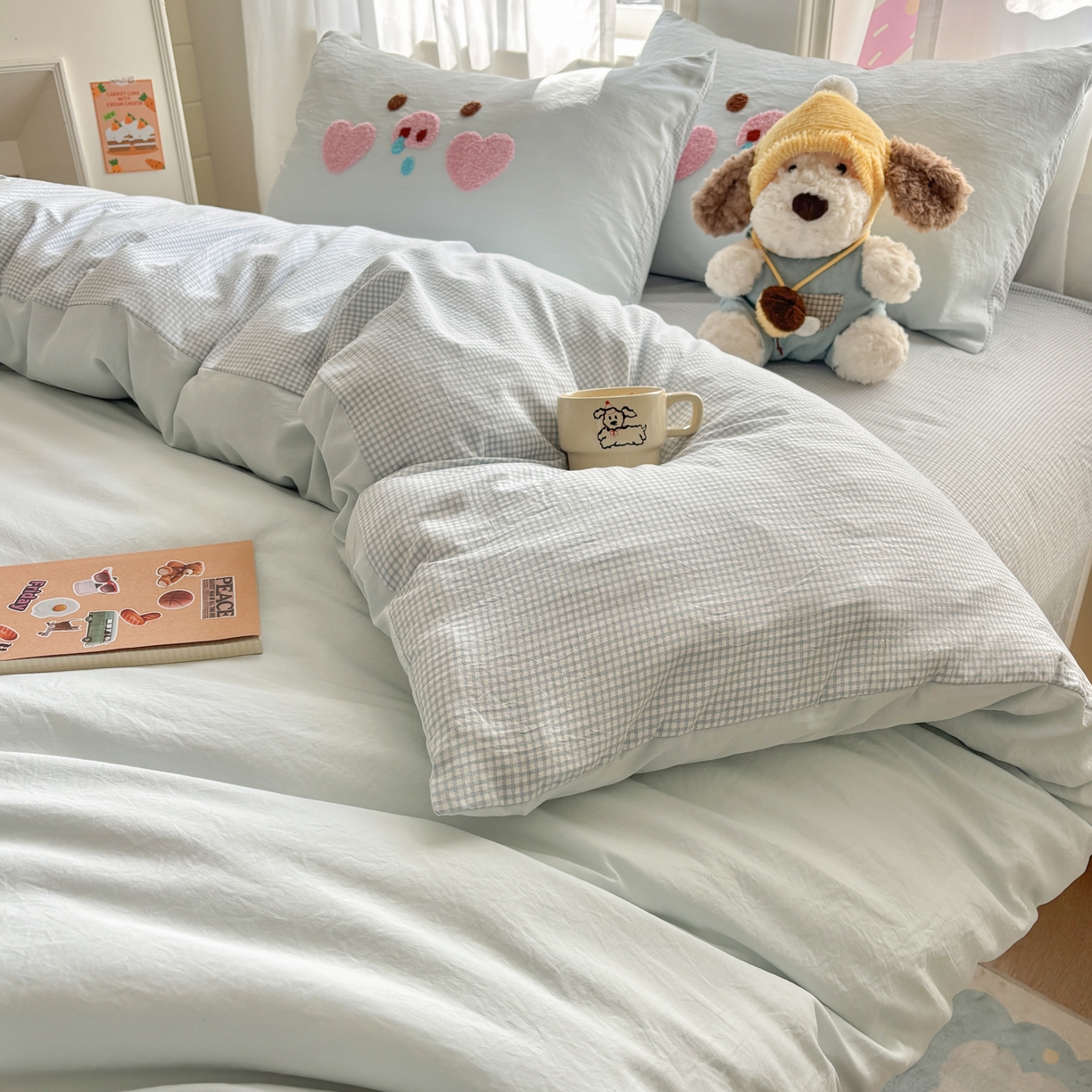 91家纺网 家纺一手货源 找家纺 色鬼布艺高端家居主号 2026新款古法毛巾绣四件套 爱心猪猪-蓝