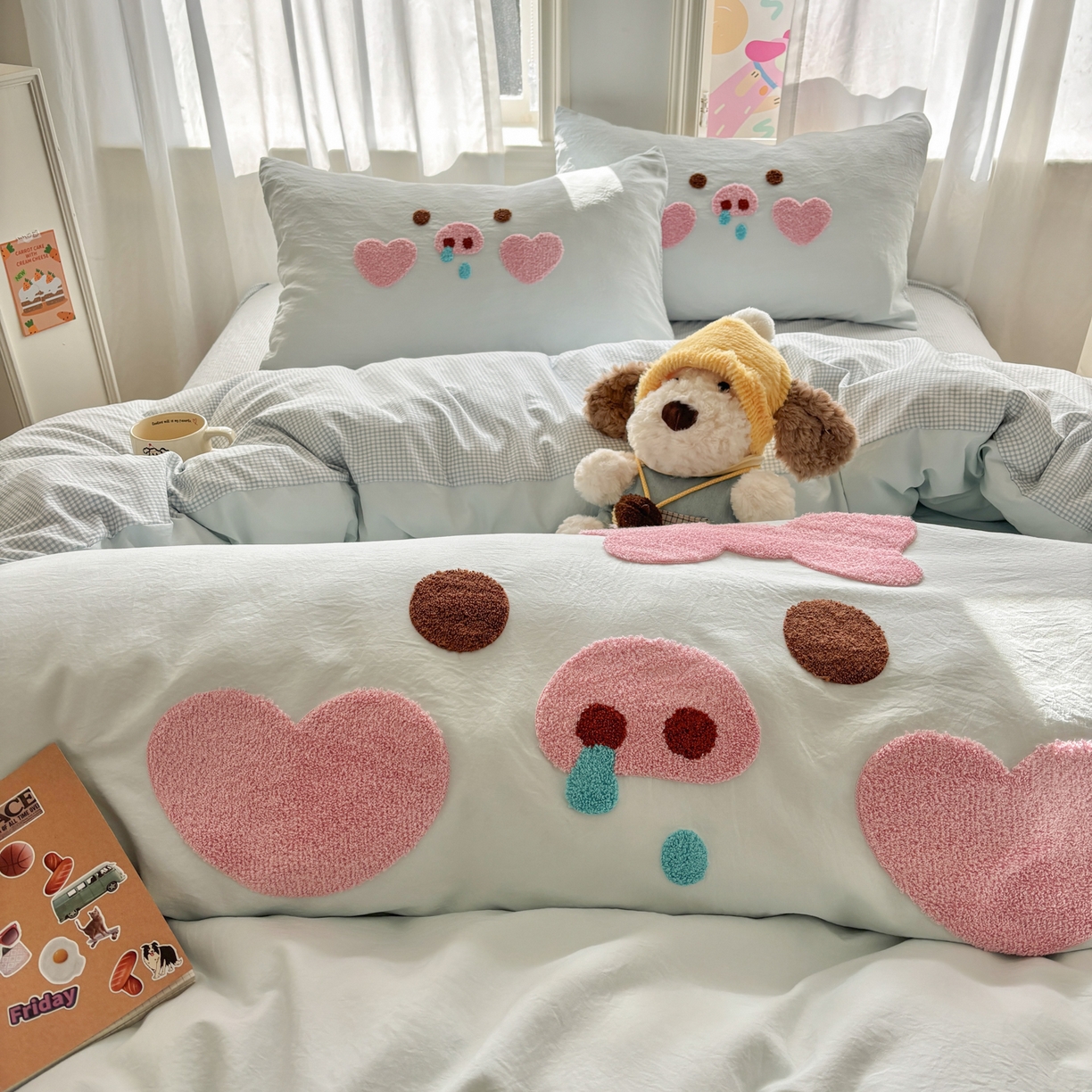 91家纺网 家纺一手货源 找家纺 色鬼布艺高端家居主号 2026新款古法毛巾绣四件套 爱心猪猪-蓝