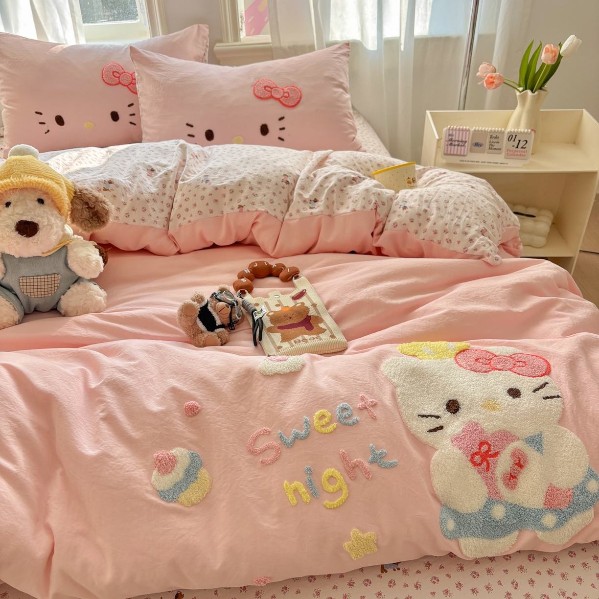 91家纺网 家纺一手货源 找家纺 色鬼布艺高端家居主号 2026新款古法毛巾绣四件套 春日猫咪-粉