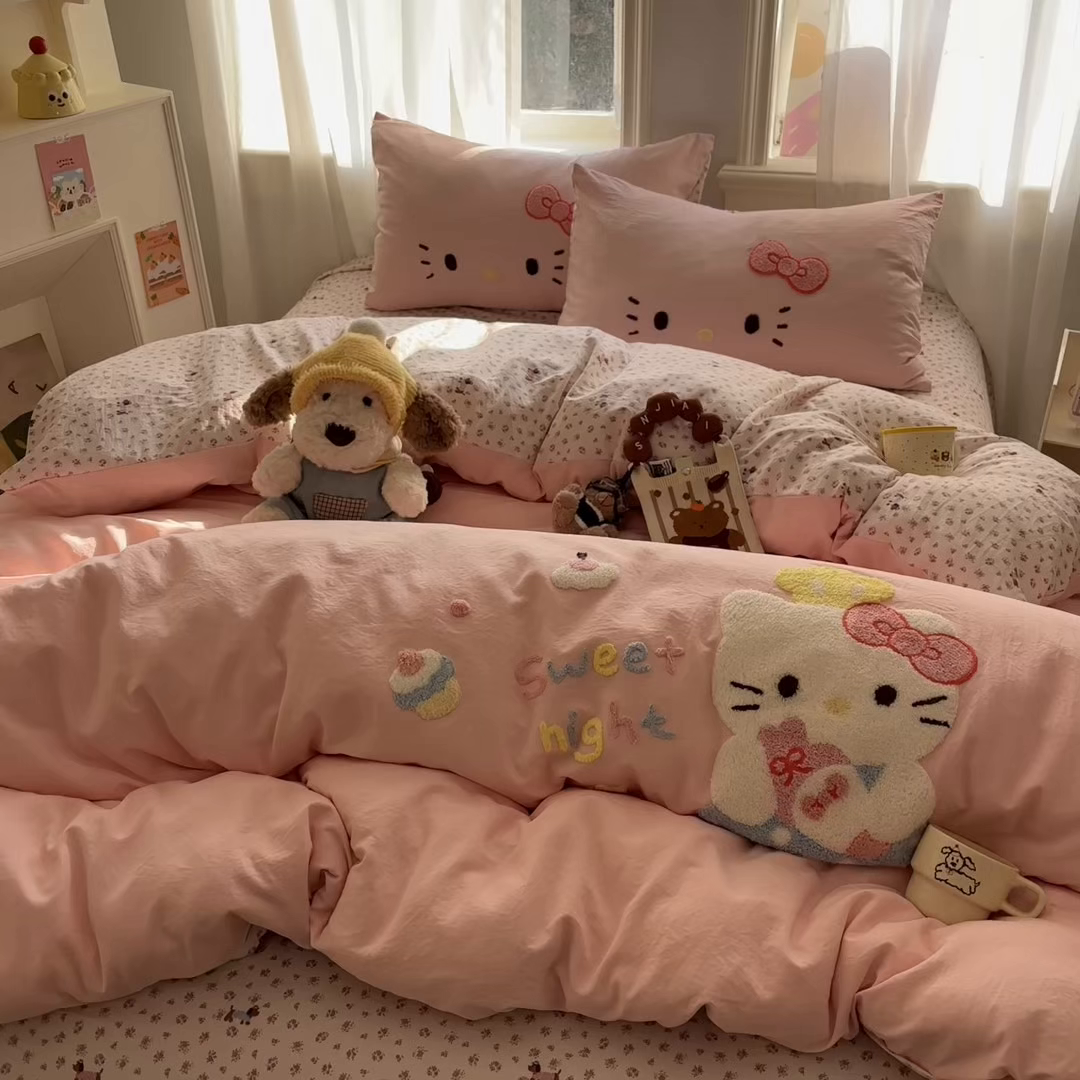 91家纺网 家纺一手货源 找家纺 色鬼布艺高端家居主号 2026新款古法毛巾绣四件套 春日猫咪-粉