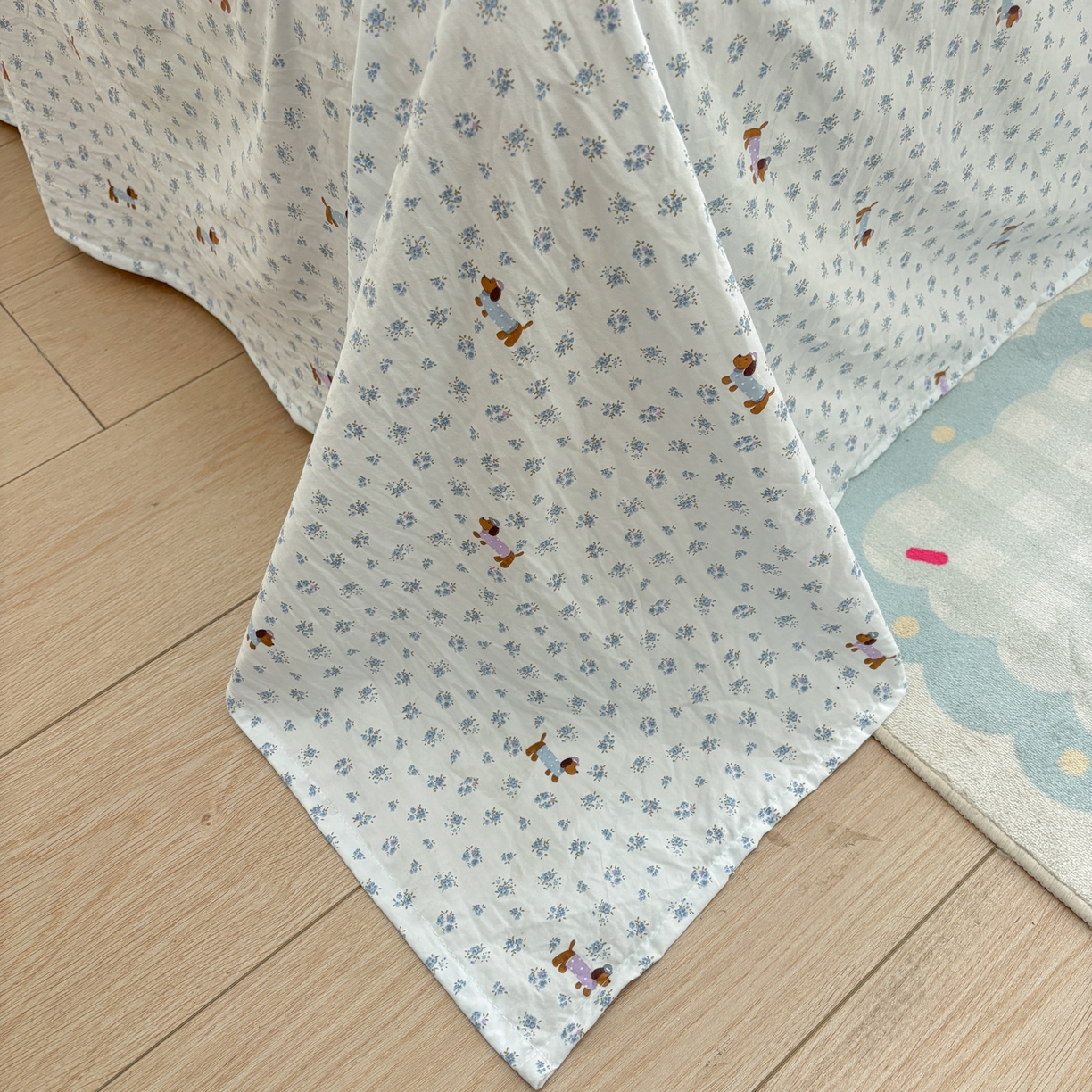 91家纺网 家纺一手货源 找家纺 色鬼布艺高端家居主号 2026新款古法毛巾绣四件套 春日猫咪-蓝