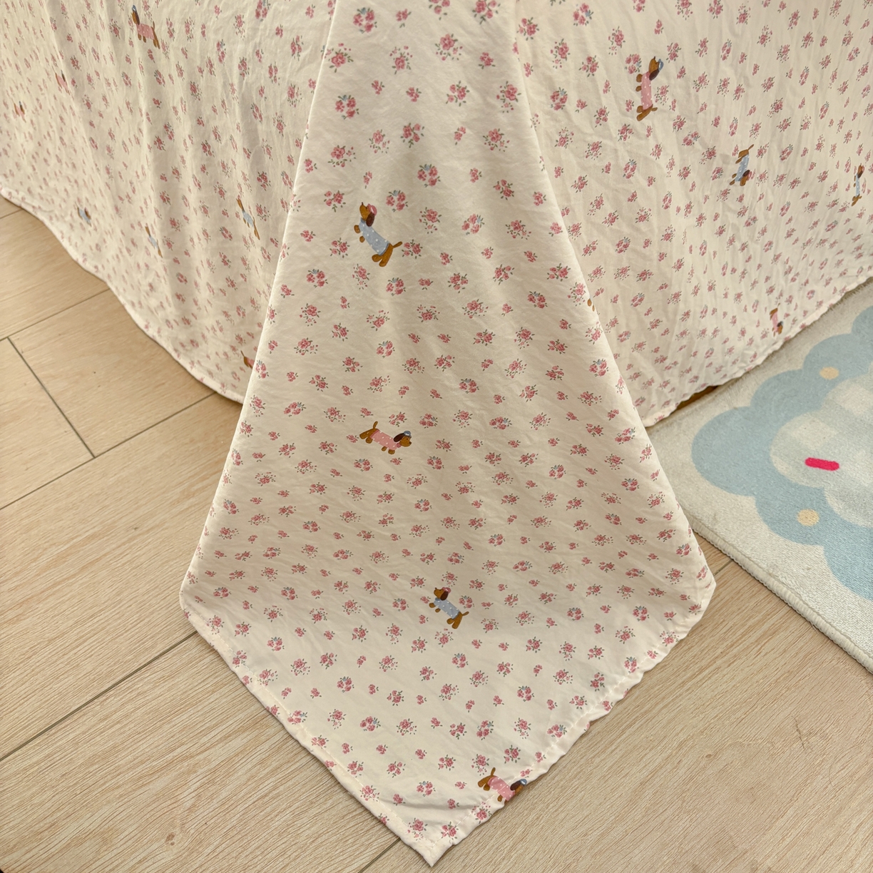 91家纺网 家纺一手货源 找家纺 色鬼布艺高端家居主号 2026新款古法毛巾绣四件套 春日猫咪-香槟