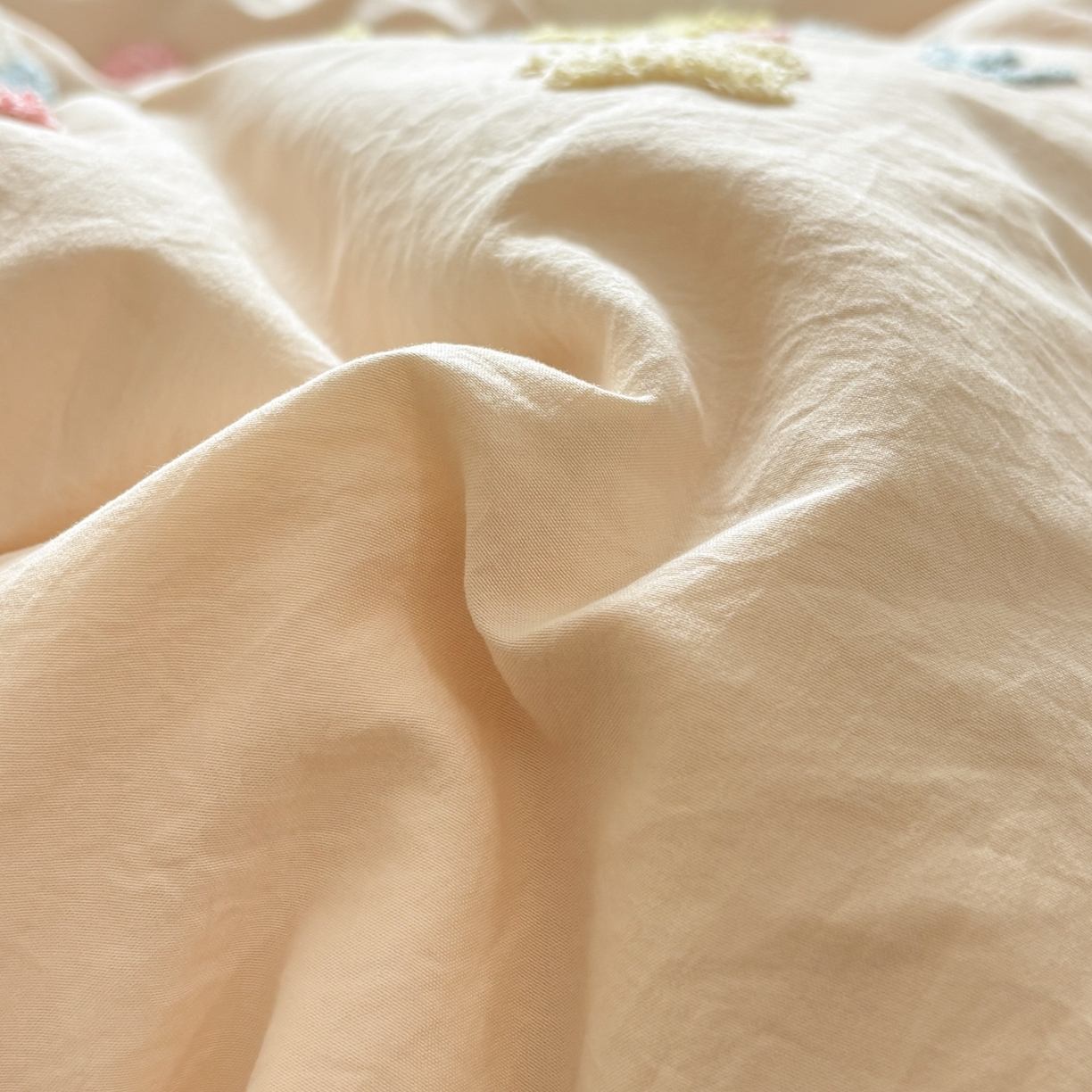 91家纺网 家纺一手货源 找家纺 色鬼布艺高端家居主号 2026新款古法毛巾绣四件套 春日猫咪-香槟