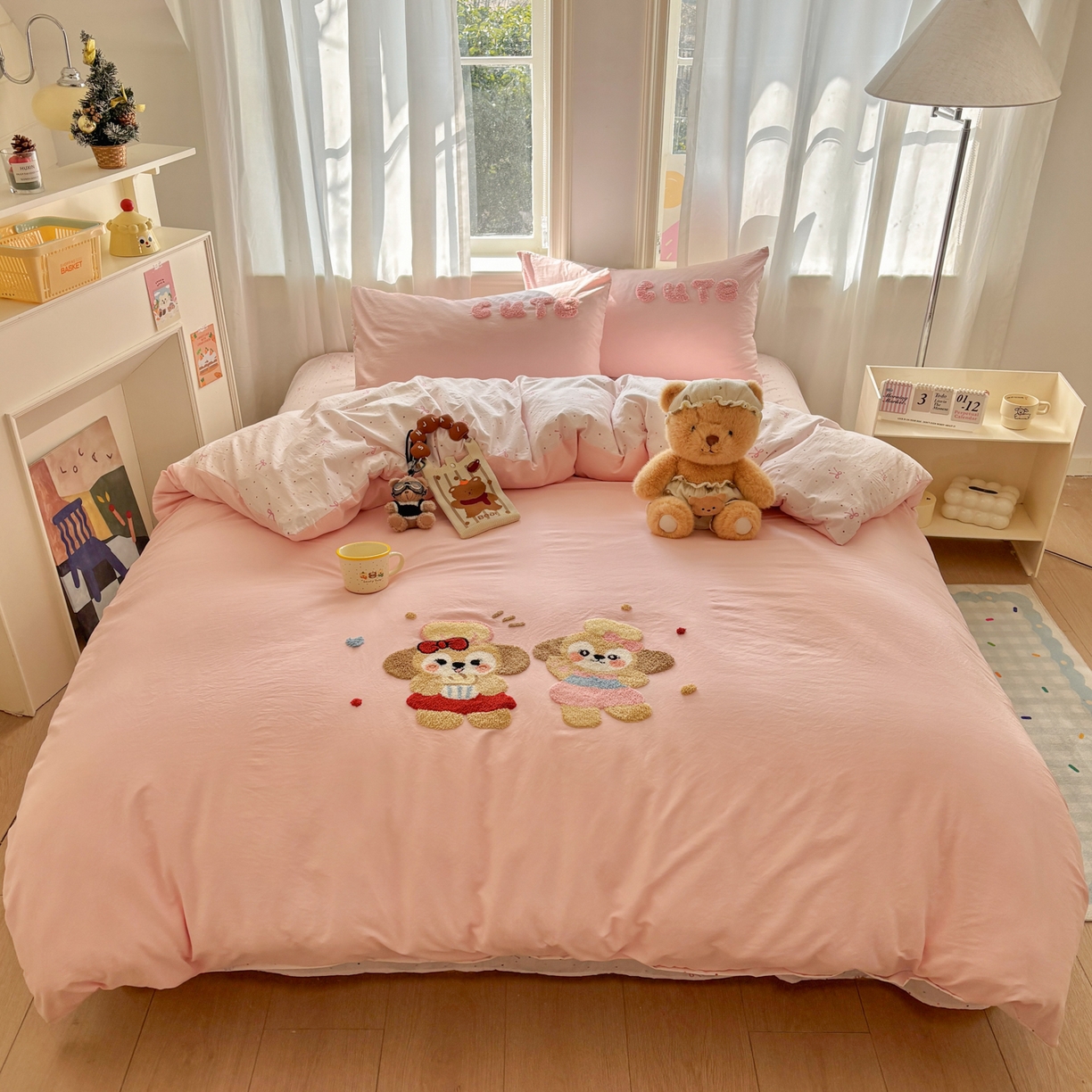 91家纺网 家纺一手货源 找家纺 色鬼布艺高端家居主号 2026新款古法毛巾绣四件套 快乐伙伴-粉