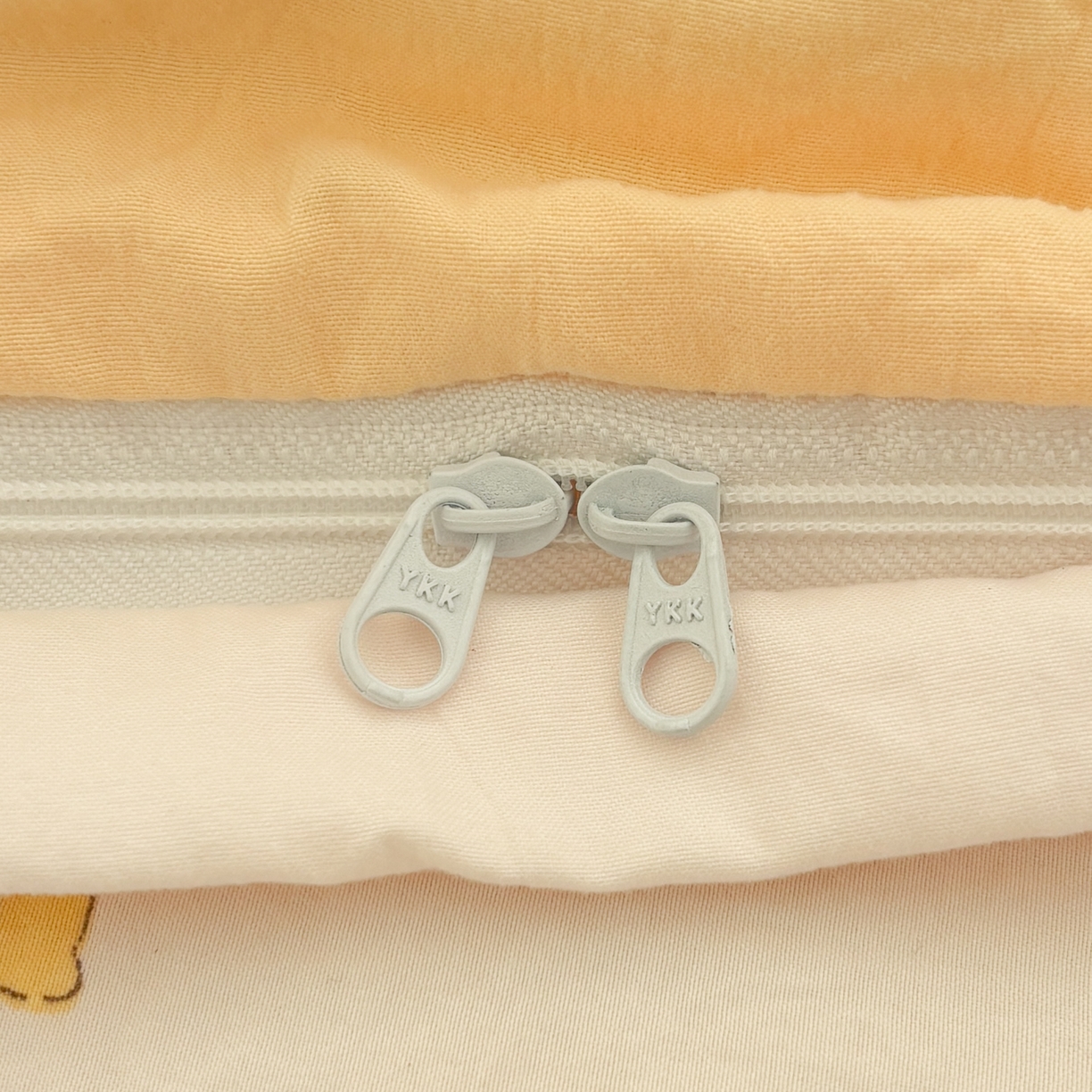 91家纺网 家纺一手货源 找家纺 色鬼布艺高端家居主号 2026新款古法毛巾绣四件套 气球星人-黄