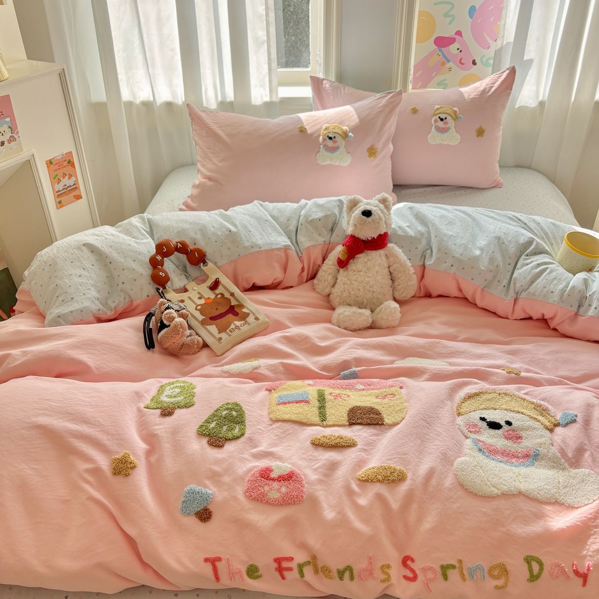 91家纺网 家纺一手货源 找家纺 色鬼布艺高端家居主号 2026新款古法毛巾绣四件套 雪瑞狗-粉