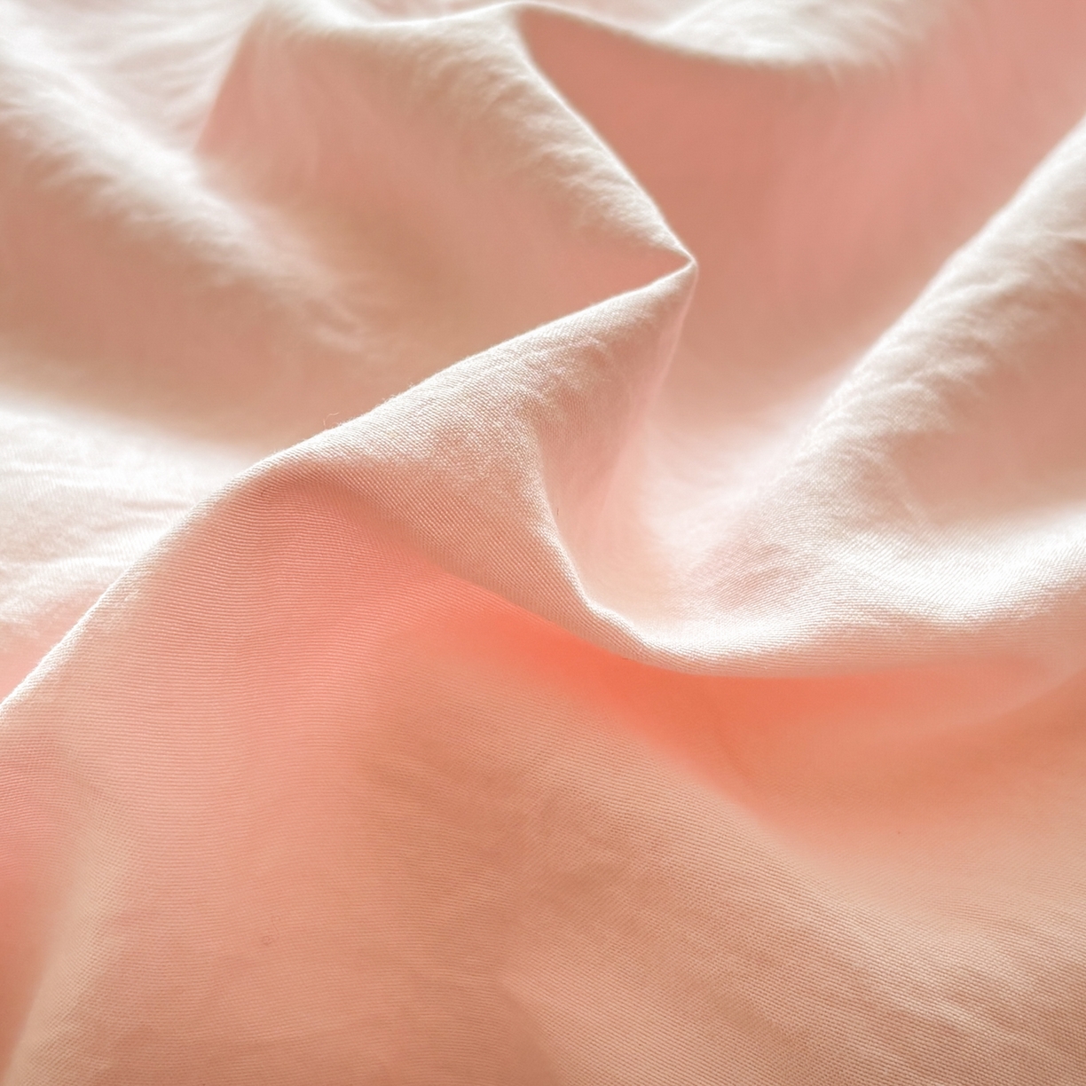 91家纺网 家纺一手货源 找家纺 色鬼布艺高端家居主号 2026新款古法毛巾绣四件套 雪瑞狗-粉