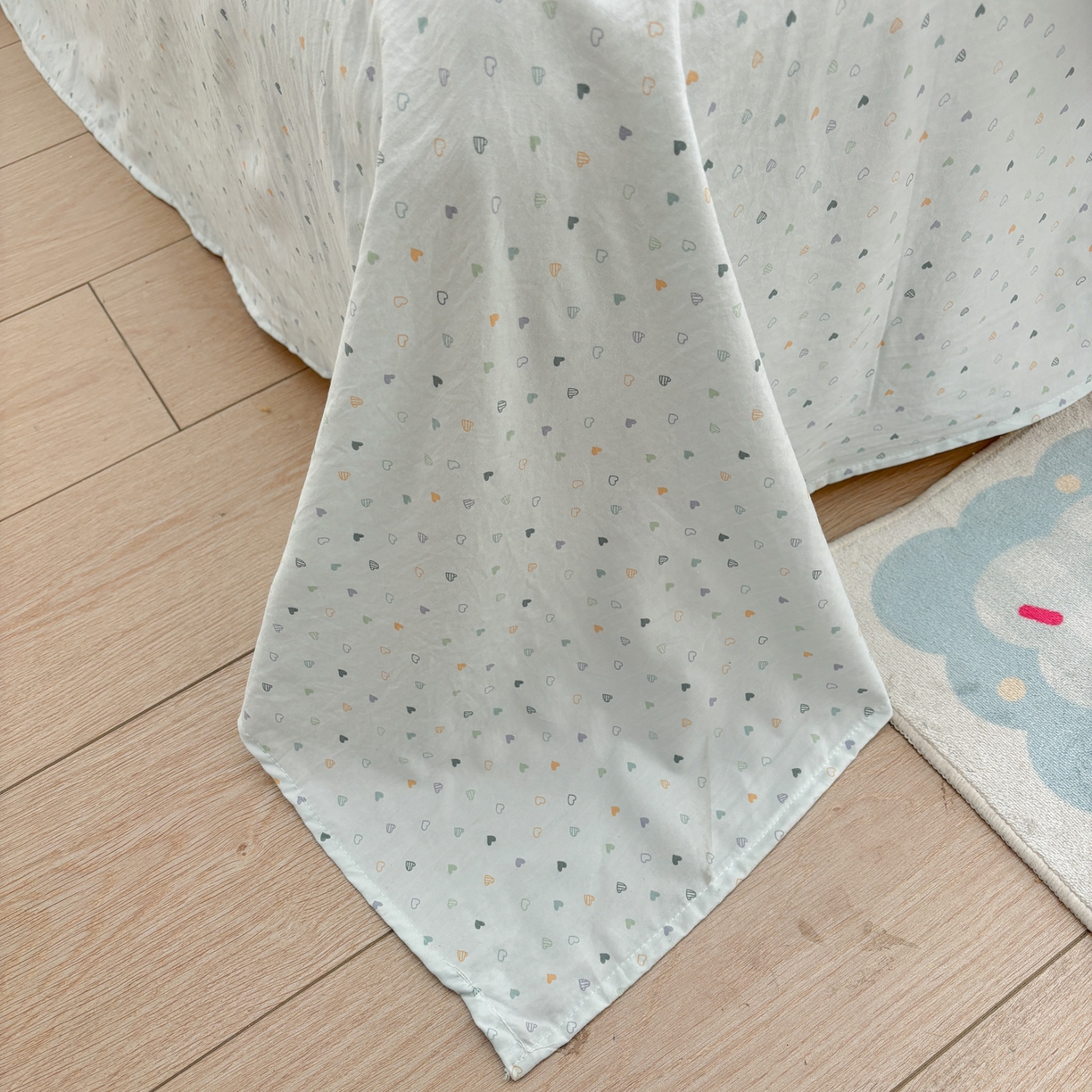 91家纺网 家纺一手货源 找家纺 色鬼布艺高端家居主号 2026新款古法毛巾绣四件套 雪瑞狗-粉