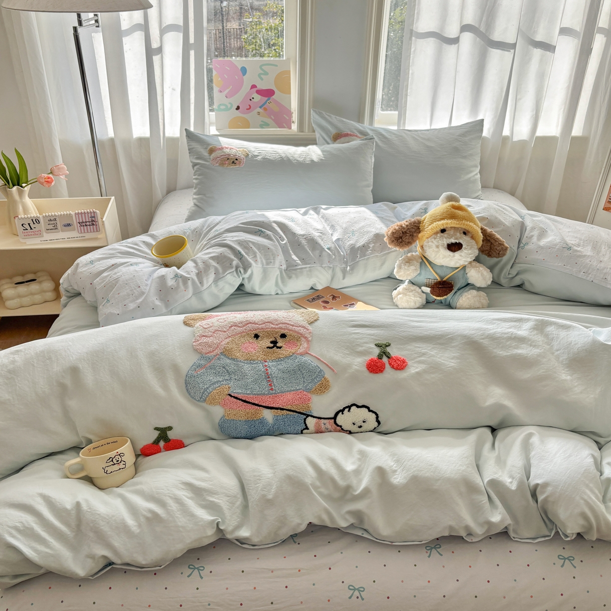 91家纺网 家纺一手货源 找家纺 色鬼布艺高端家居主号 2026新款古法毛巾绣四件套 樱桃小熊-蓝