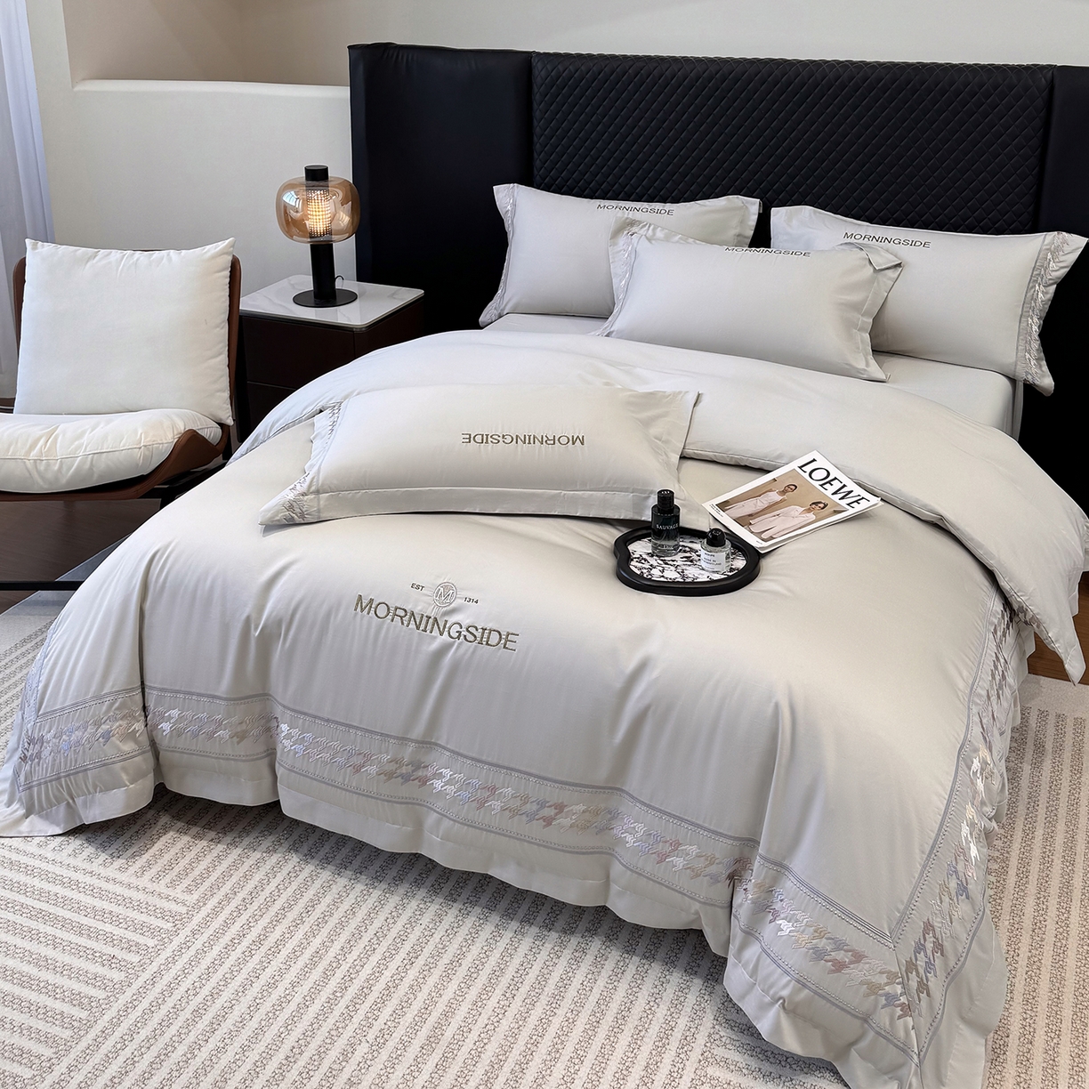 91家纺网 家纺一手货源 找家纺 优眠坊 2026春夏新款高档礼盒装5050S贡缎长绒棉刺绣四件套100%纯棉全棉轻奢床品-千鸟格 千鸟格-灰