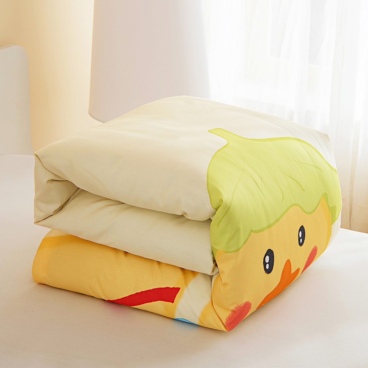 91家纺网 家纺一手货源 找家纺 御棉坊 2026新款A类40S全棉数码印花-萌萌季系列幼儿园儿童套件 萌萌草莓鸭