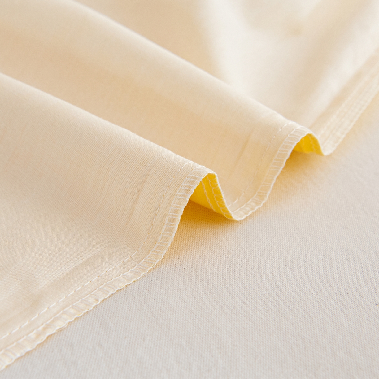 91家纺网 家纺一手货源 找家纺 御棉坊 2026新款A类40S全棉数码印花-萌萌季系列幼儿园儿童套件 萌萌草莓鸭