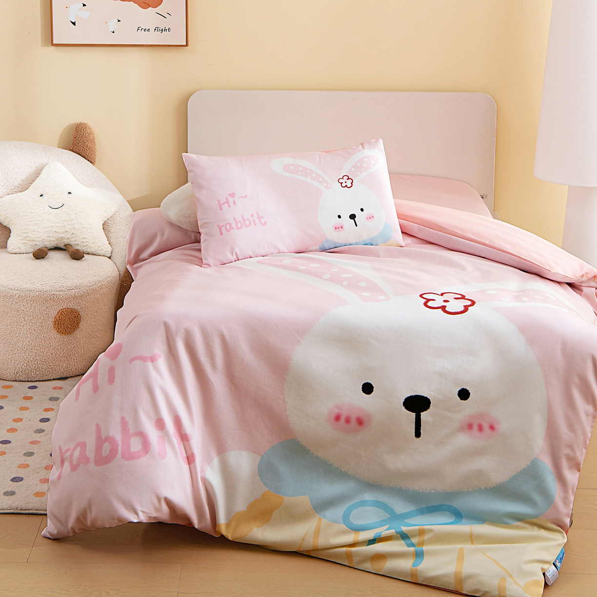 91家纺网 家纺一手货源 找家纺 御棉坊 2026新款A类40S全棉数码印花-萌萌季系列幼儿园儿童套件 萌萌小花兔