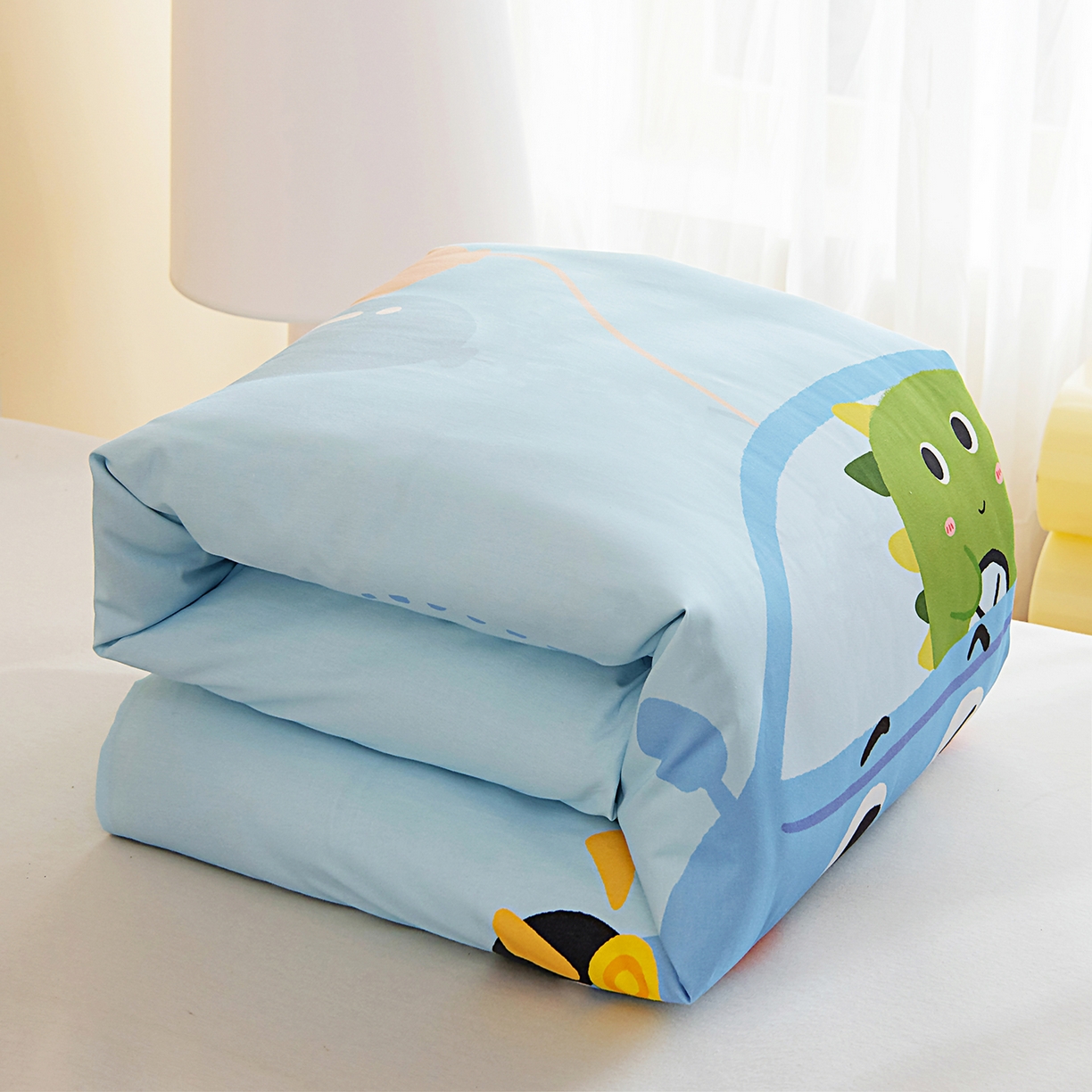 91家纺网 家纺一手货源 找家纺 御棉坊 2026新款A类40S全棉数码印花-萌萌季系列幼儿园儿童套件 萌萌小汽车