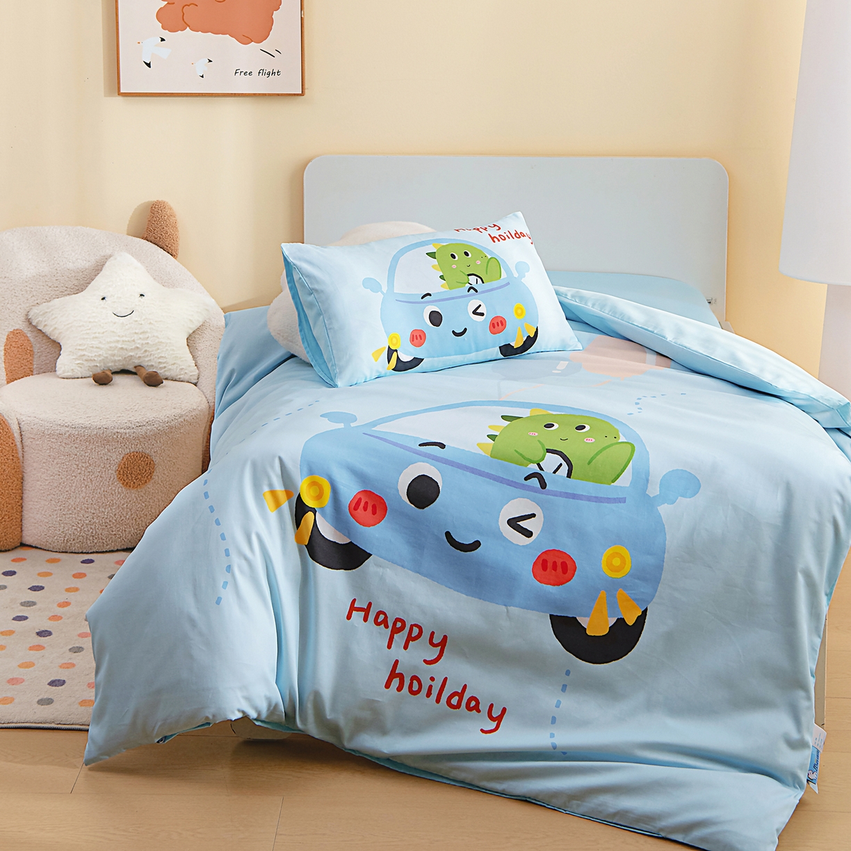 91家纺网 家纺一手货源 找家纺 御棉坊 2026新款A类40S全棉数码印花-萌萌季系列幼儿园儿童套件 萌萌小汽车