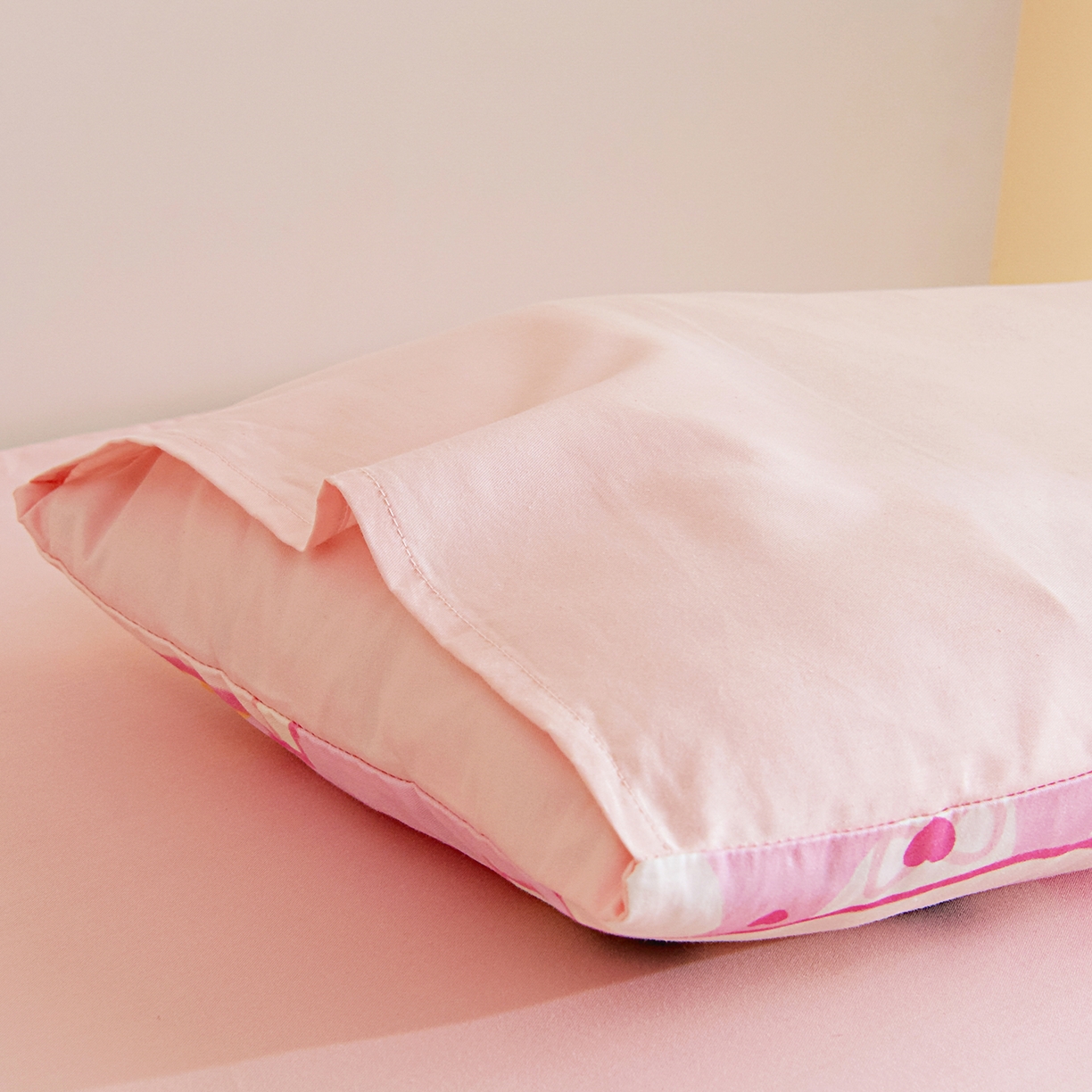 91家纺网 家纺一手货源 找家纺 御棉坊 2026新款A类40S全棉数码印花-萌萌季系列幼儿园儿童套件 萌萌小羊