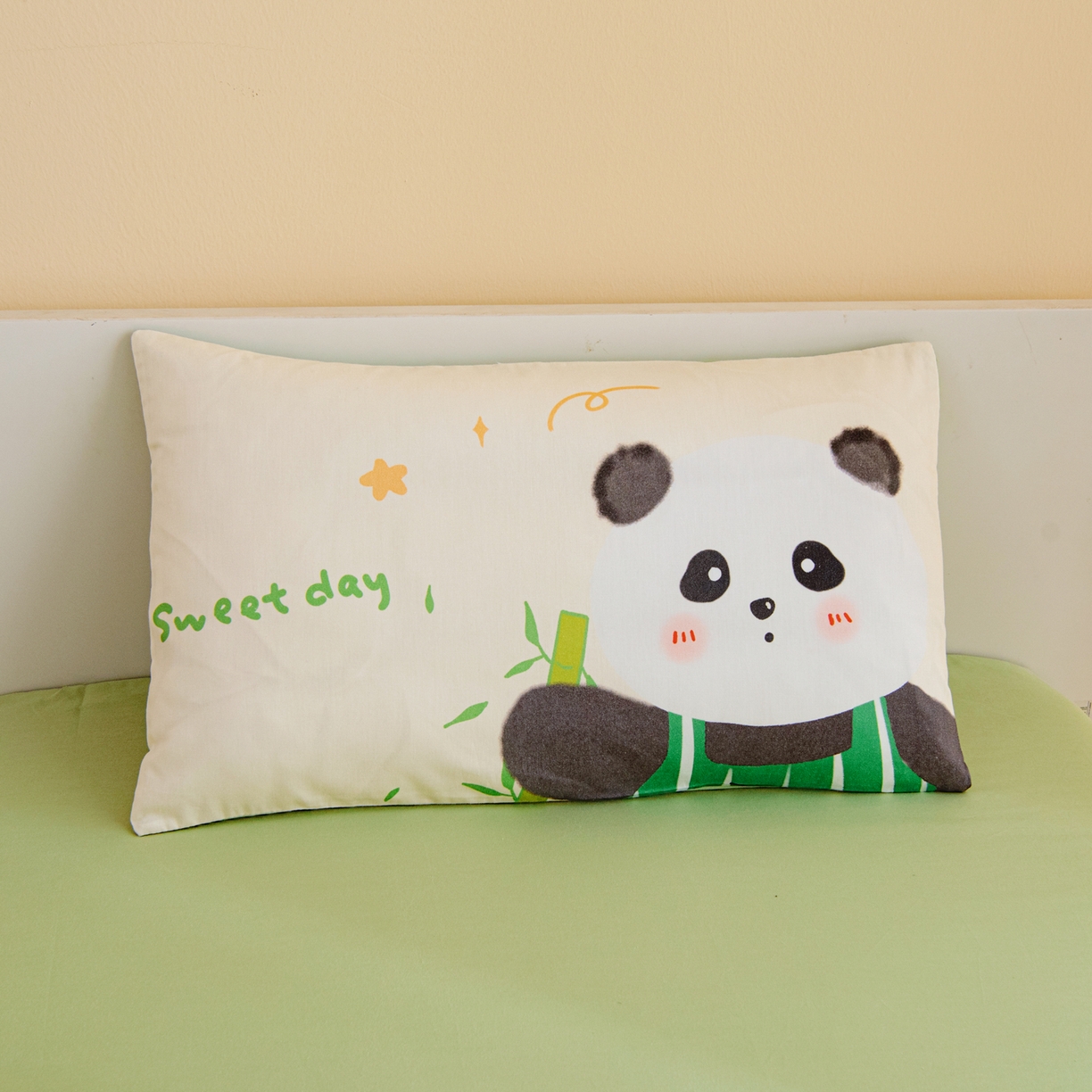 91家纺网 家纺一手货源 找家纺 御棉坊 2026新款A类40S全棉数码印花-萌萌季系列幼儿园儿童套件 萌萌熊猫