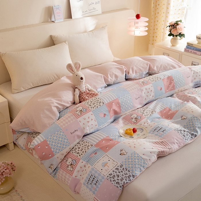 91家纺网 家纺一手货源 找家纺 八十八家纺 2025新款全棉12868系列单品被套 花点小兔