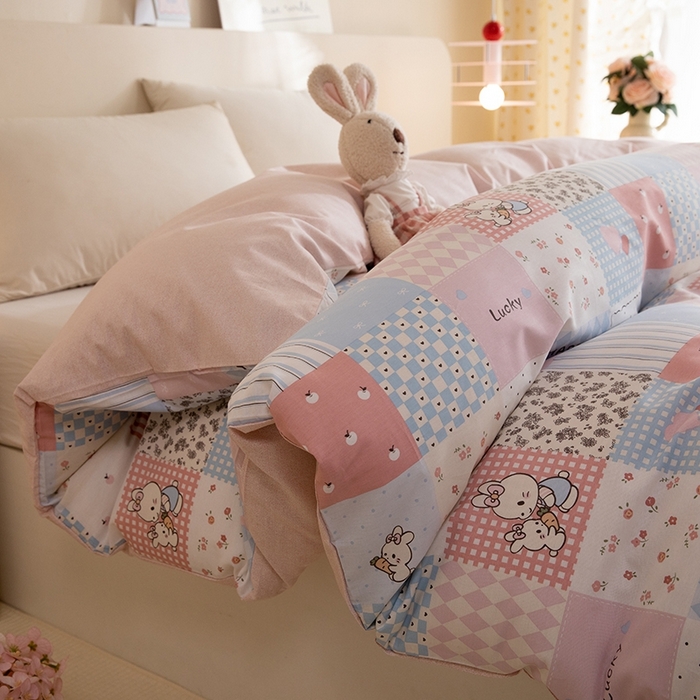 91家纺网 家纺一手货源 找家纺 八十八家纺 2025新款全棉12868系列单品被套 花点小兔