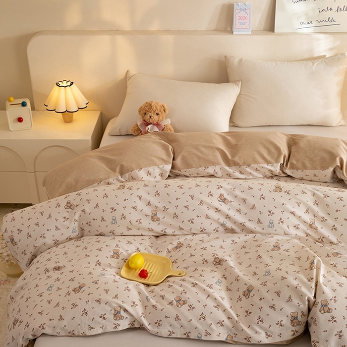 91家纺网 家纺一手货源 找家纺 八十八家纺 2025新款全棉12868系列单品被套 花间小熊