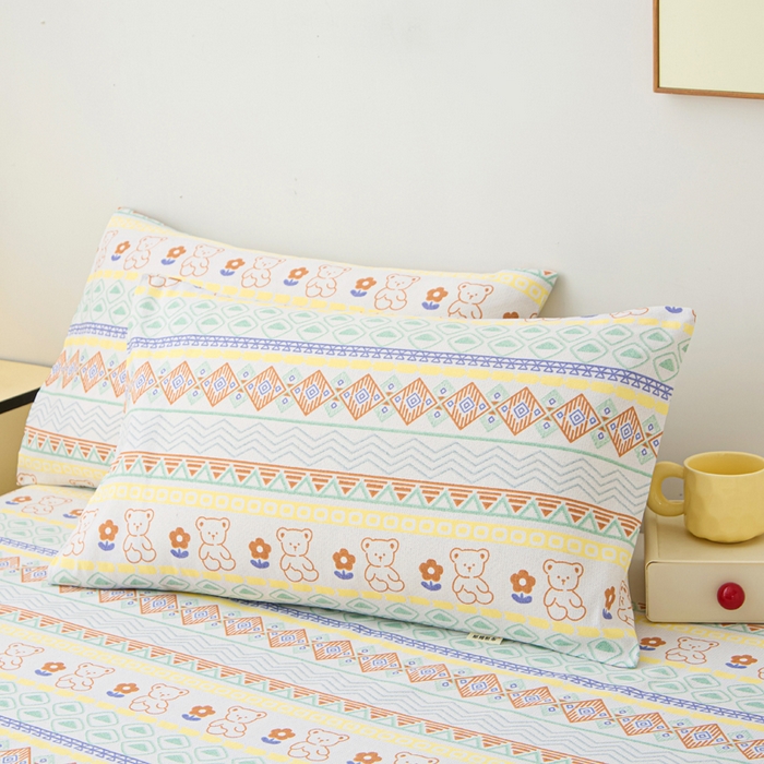 91家纺网 家纺一手货源 找家纺 金泰莱 2026新款工艺款原棉印花老粗布床单系列条纹小熊