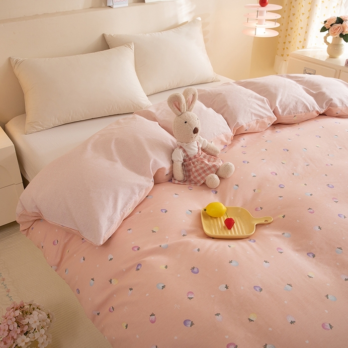 91家纺网 家纺一手货源 找家纺 八十八家纺 2025新款全棉12868系列单品被套 奶油草莓