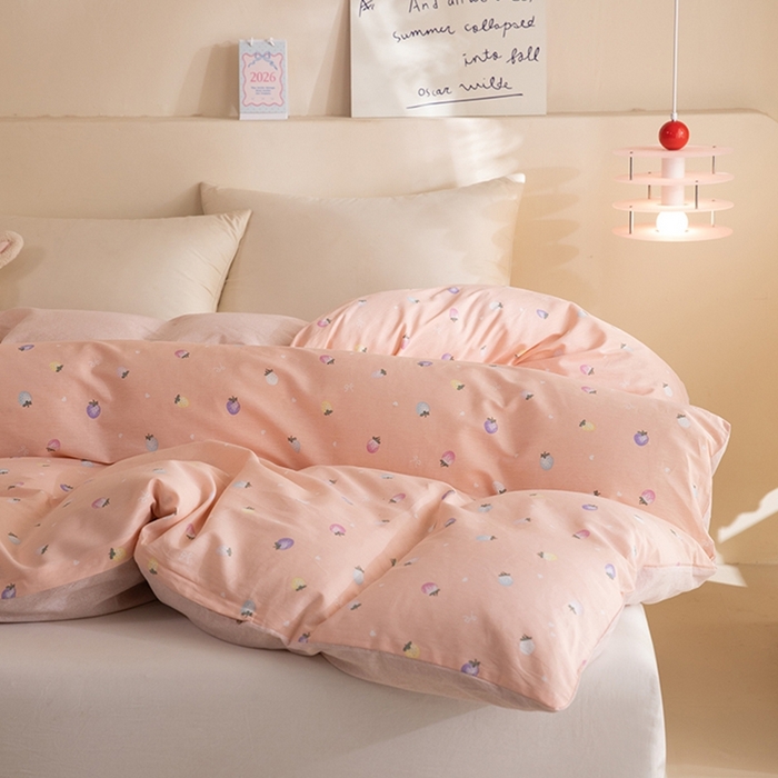 91家纺网 家纺一手货源 找家纺 八十八家纺 2025新款全棉12868系列单品被套 奶油草莓