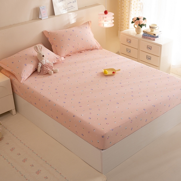 91家纺网 家纺一手货源 找家纺 八十八家纺 2025新款全棉12868系列单品床笠 奶油草莓