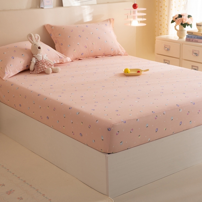 91家纺网 家纺一手货源 找家纺 八十八家纺 2025新款全棉12868系列单品床笠 奶油草莓