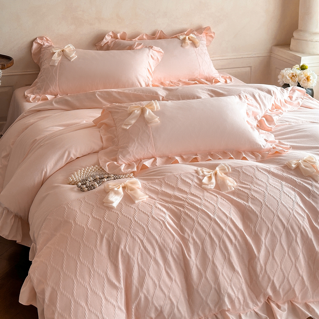 91家纺网 家纺一手货源 找家纺 你好美丽 2026春夏新款水洗棉拼接泡泡纱蝴蝶结花边工艺款四件套 -梦露 梦露玉