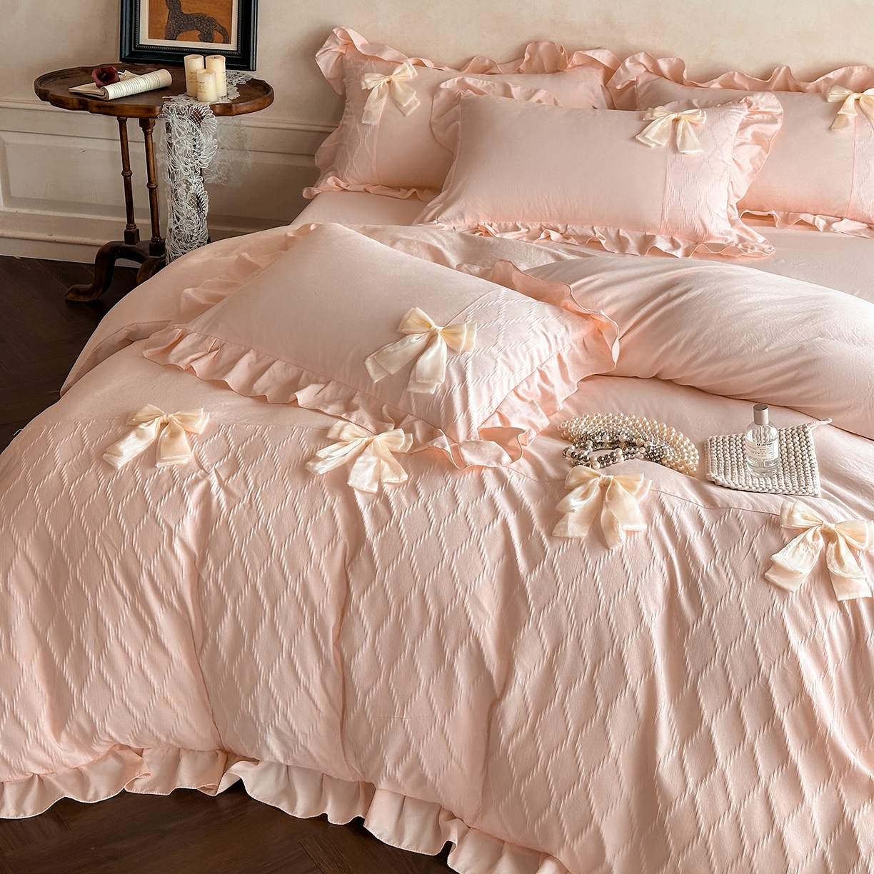 91家纺网 家纺一手货源 找家纺 你好美丽 2026春夏新款水洗棉拼接泡泡纱蝴蝶结花边工艺款四件套 -梦露 梦露玉