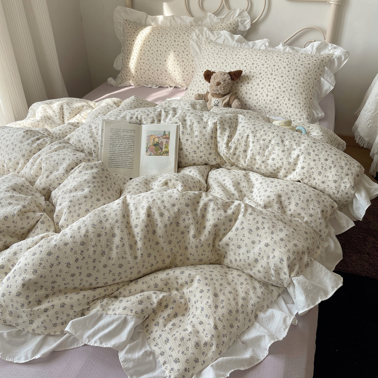 91家纺网 家纺一手货源 找家纺 美乐迪家纺 2026新款云感双层纱花边四件套 迷你紫朵